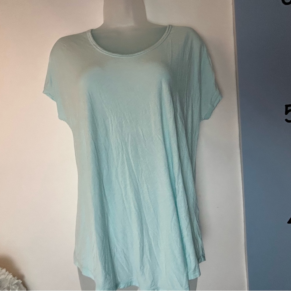 Land's End Pale Green T-shirt Women's Medium Casual Pastel Capsulewear